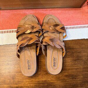 Earth Shoes Desty Round Toe Woven Casual Slip-on Sandals - 11M